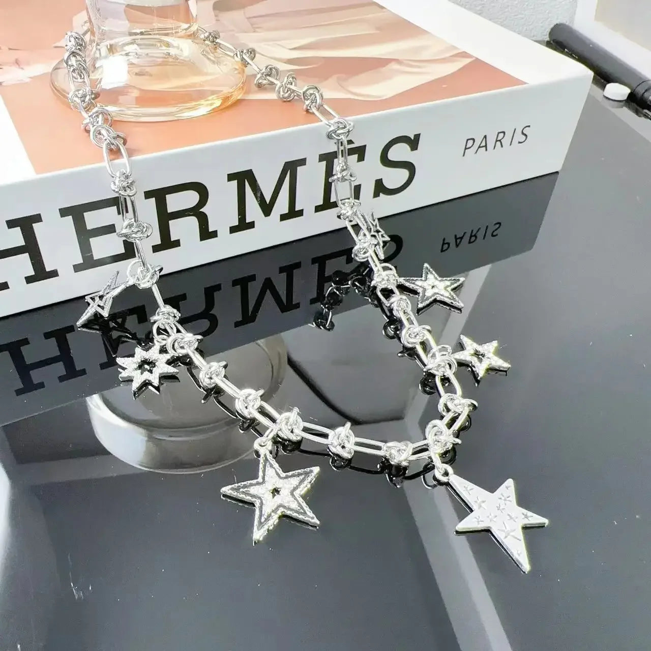 Wholesale Vintage metal necklace with zircon five-pointed star